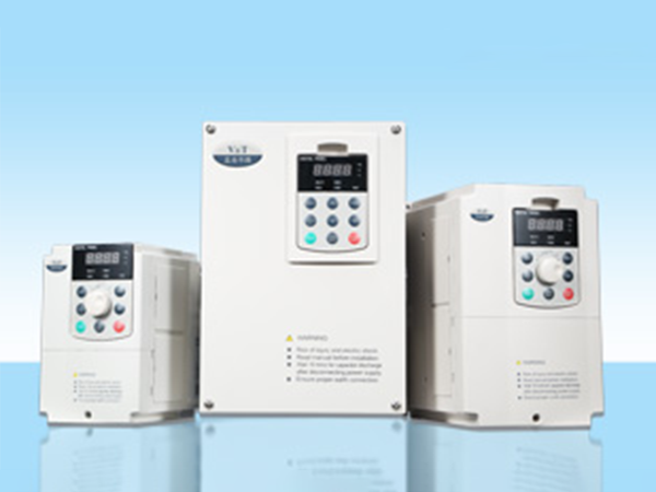 蓝海华腾V6−H−4T110G变频器
